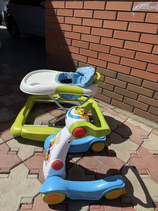 Отдам ходунки и толокар chicco