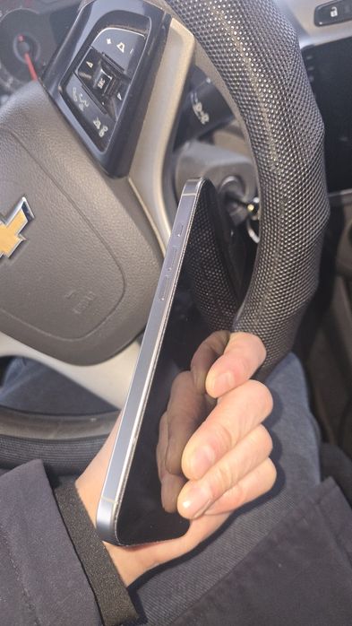 Айфон  16 про мах идеально срстаяние