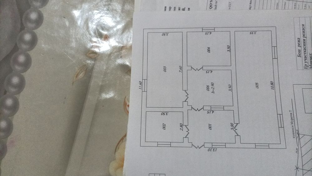 Уй сотилади 6сот сув газ свет ваифаи бор