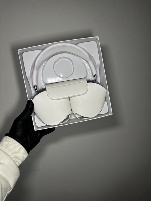 AirPods Max • Sigilate