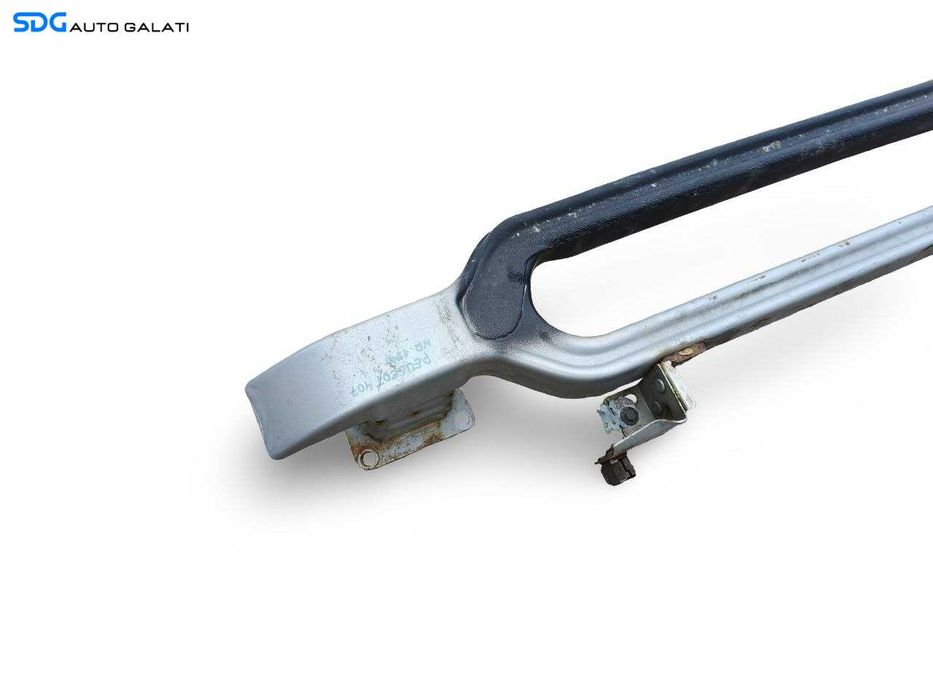 Armatura Intaritura de la Bara Spoiler Fata Peugeot 407 2004 - 2010 [LS0782]