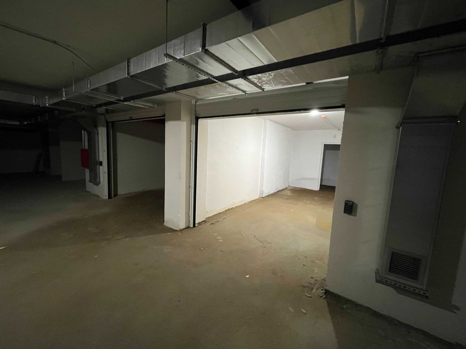 Продава се Гараж / Паркомясто в Казанлък - 29 кв.м за 580 €/кв.м - Снимка #1