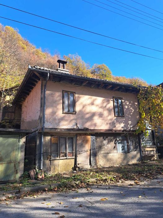 Къша в с. Балканец / Троян