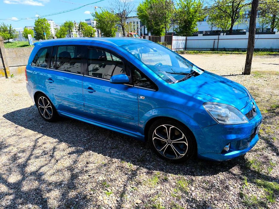 Opel Zafira B OPC editie limitata 240cp  (impecabila,fara tuning)