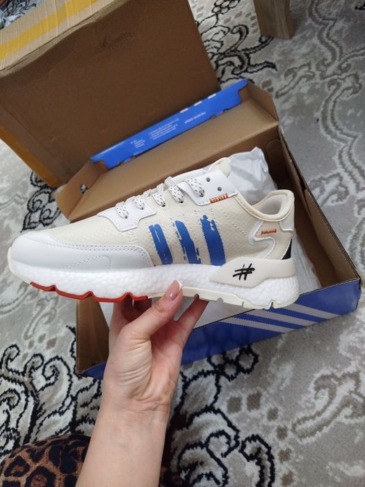 adidas originals Nite Jogger "Cream y" modeli