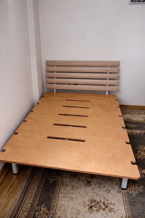 Кровать полуторка