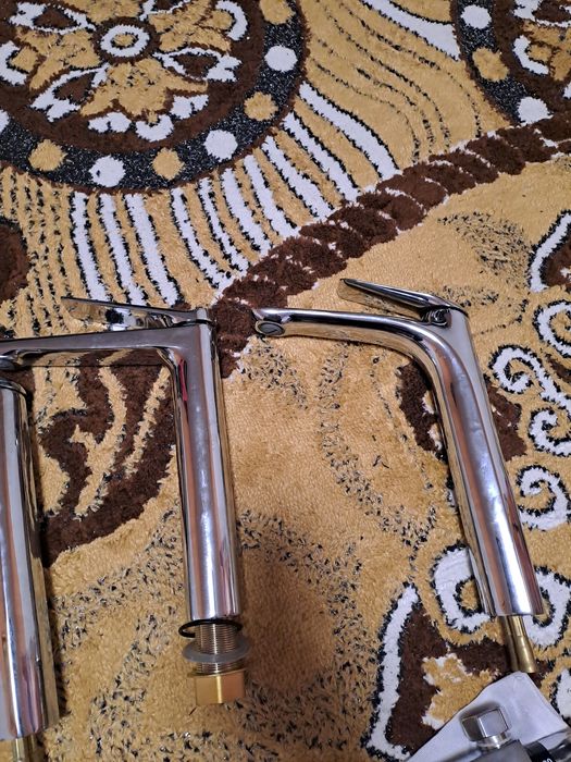 Bateri baie 100lei bucata noi