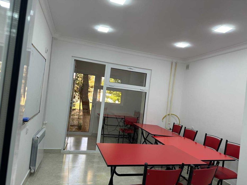 Офис, Учебный центр с мебелью 50м2 ориентир метро Туркистан (32048)