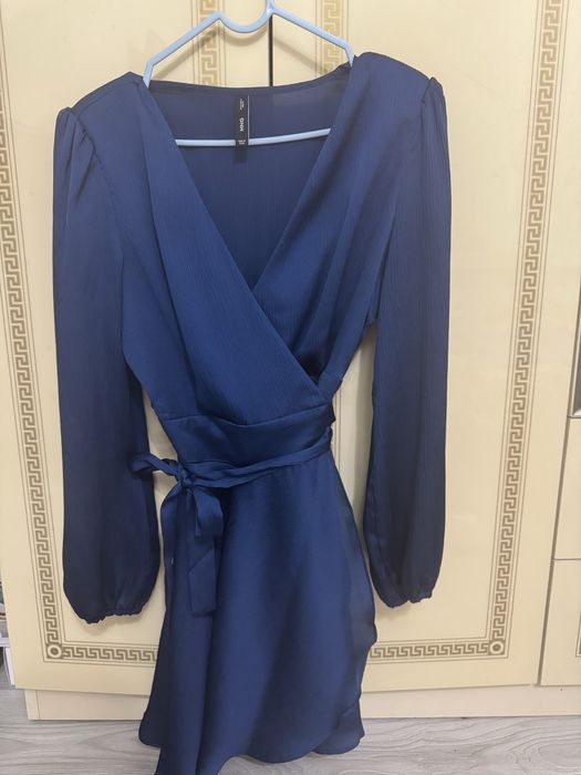 Продам платья бренда Mango,Befree