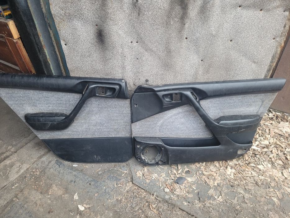 ТОЙОТА Карина е на разбор