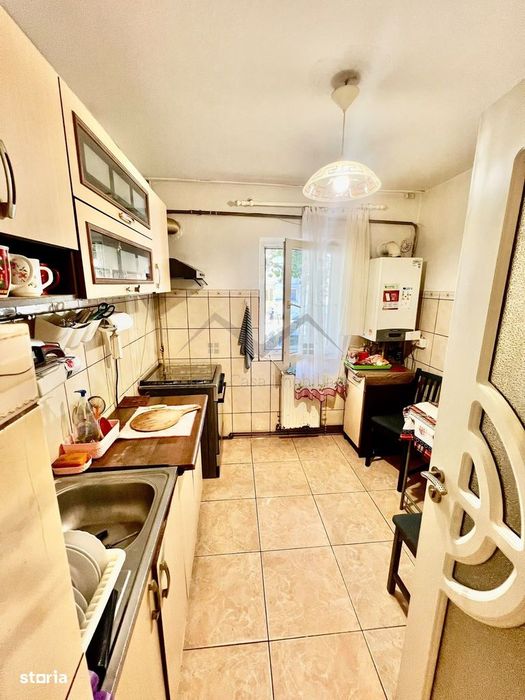 Apartament 4 camere Nicolina 1