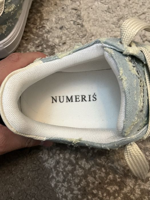 Adidasi Numeris