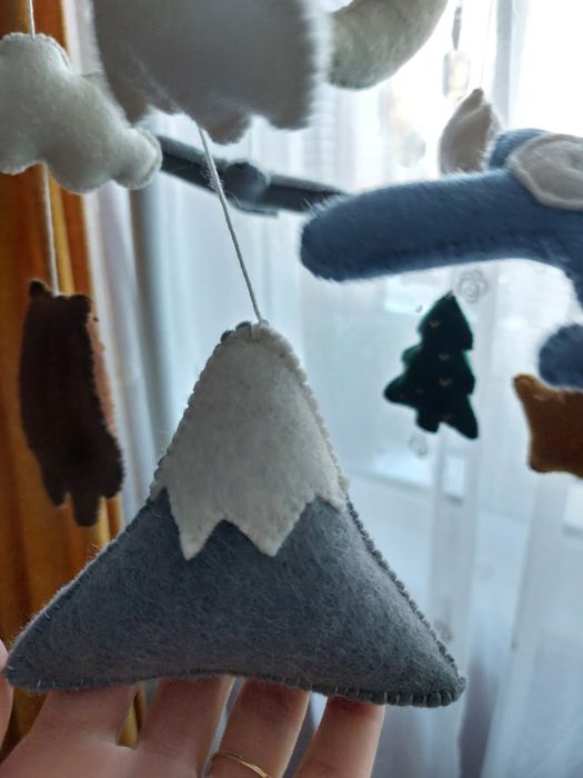 Carusel bebe fetru handmade. Carusel bebelusi baietei