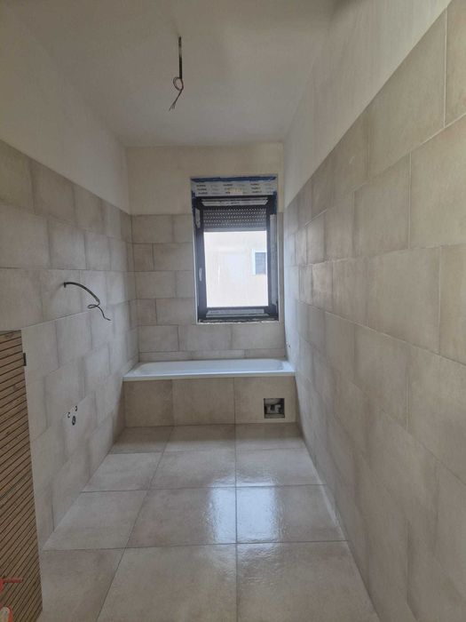 Casa de vanzare - finisaje premium, termen finalizare Aprilie 2026