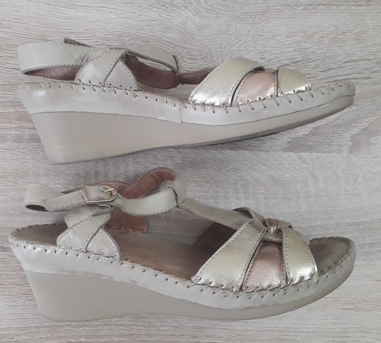 Riposella вносни сандали от естествена кожа, 38