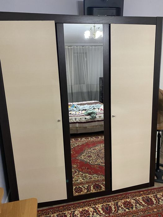 Шкаф Капри с зеркалом