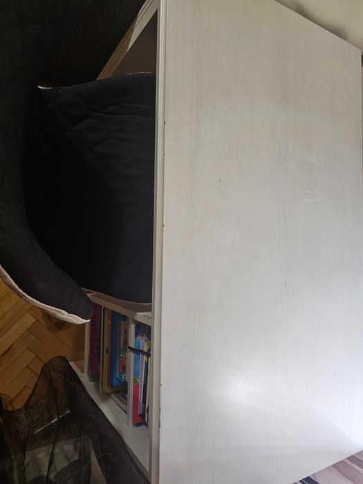 Бюро IKEA BRUSALI, бяло, 90x52 см, с регулируеми рафтове