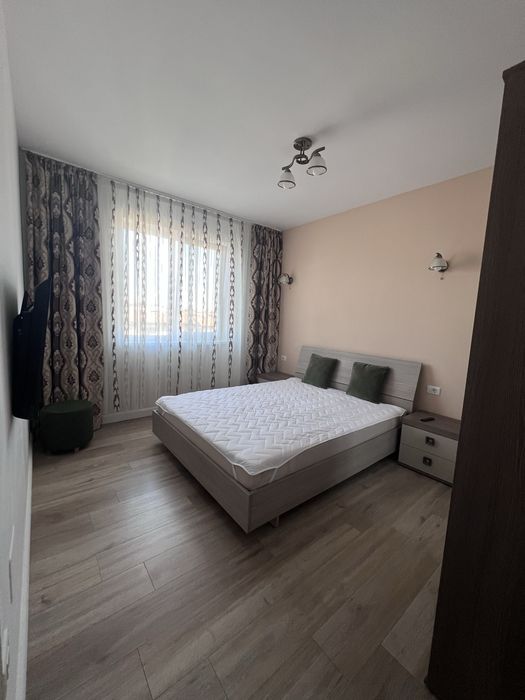 Apartament cu doua camere de inchiriat