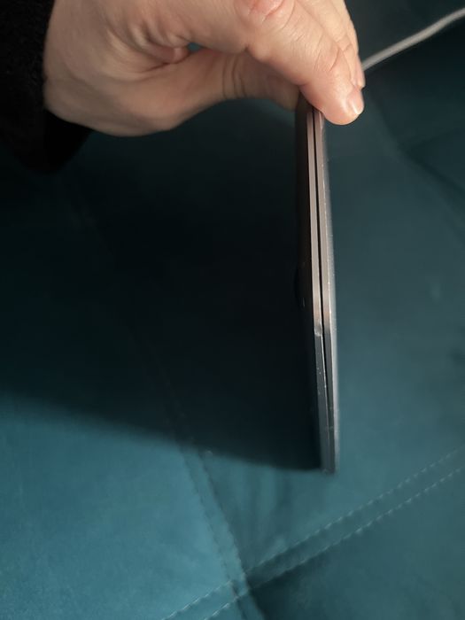 MacBook Air M1 ecran defect – 8GB / 256GB – Space Grey