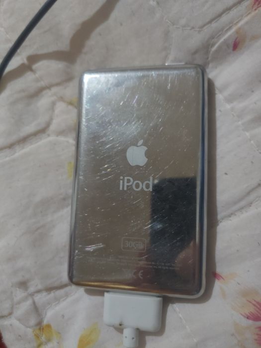 Продам apple ipod 5th gen 30gb