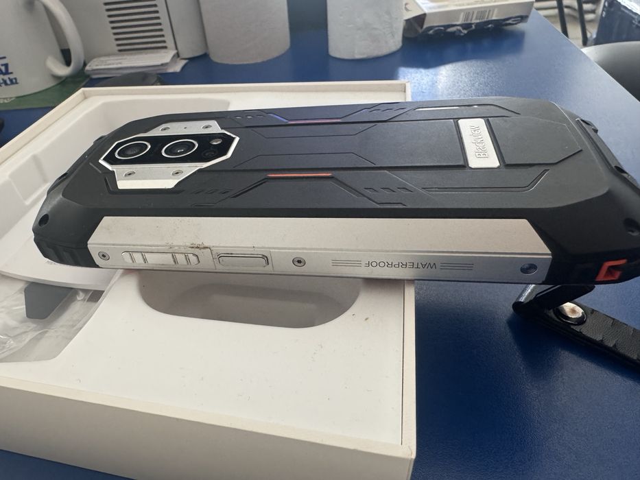 Продам Blackview BV9300