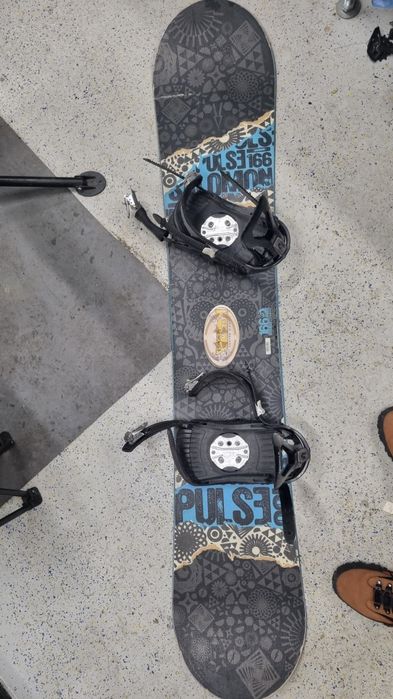 Snowboard Salomon Pulse 166cm