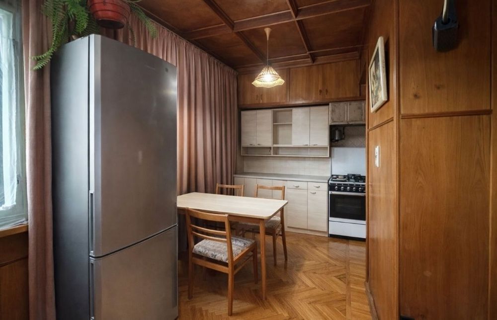 Чиланзар Ц квартал 2в3/4/4 Балкон 2×6