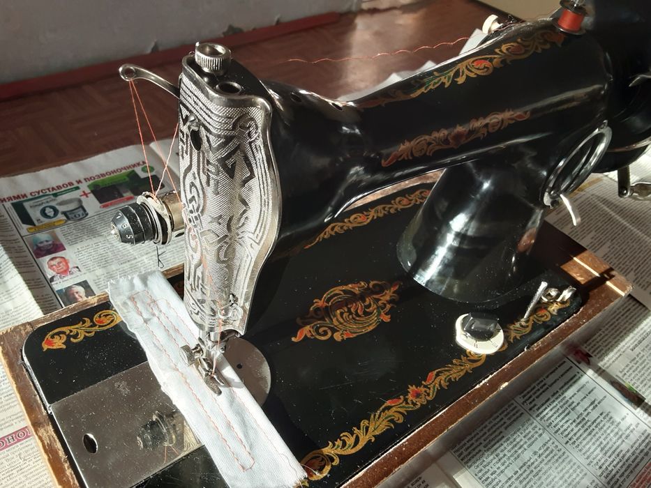 Швейная машинка ручная
