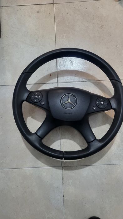 Волан за мерцедес  ц класа w204