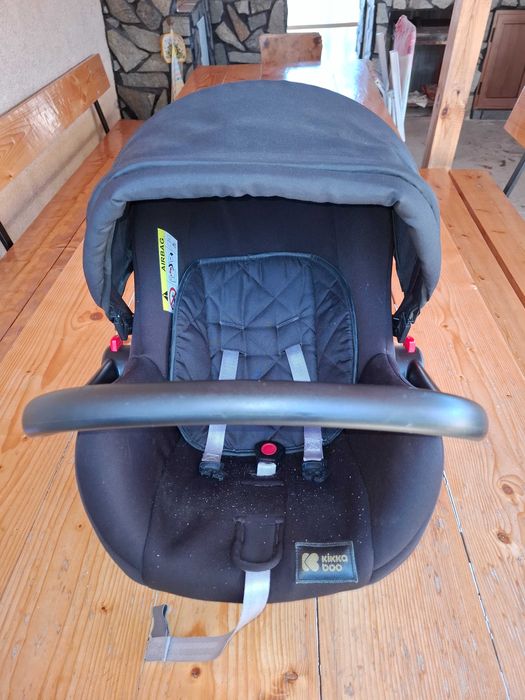 Две столчета за кола за 50 лв двете/ 0-18 кг