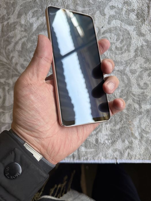 samsung a33 pamit 6.128g holati ortacha oqip tel qlila