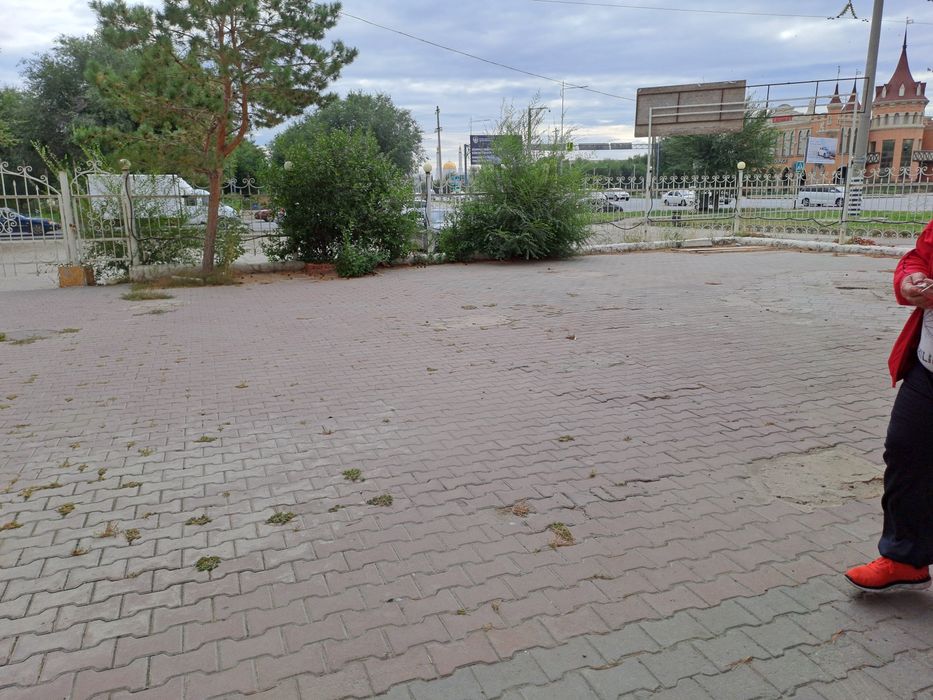 Сдам кафе в аренду.  Находится в центре города.