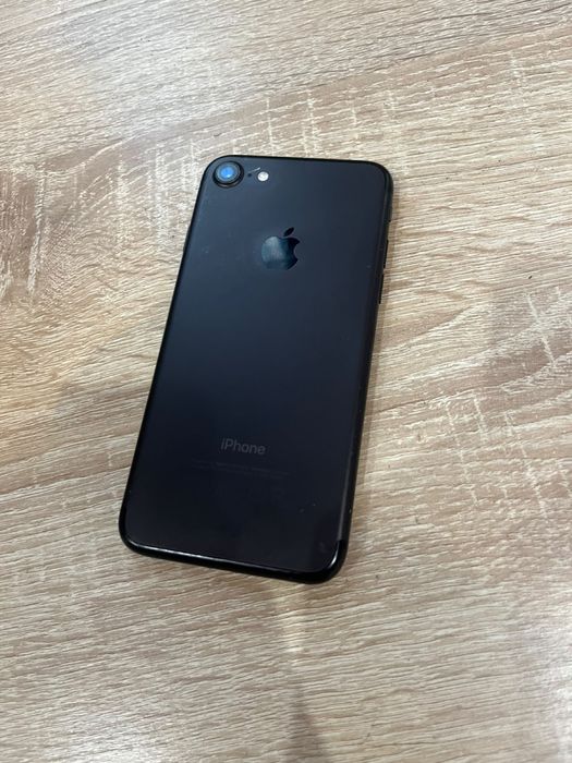 Iphone 7 32гб идеал