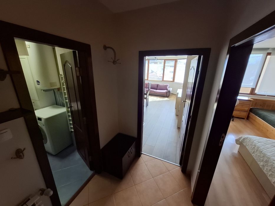 Дава се под наем Двустаен апартамент в Благоевград, Идеален център - 62 кв.м за 357 € - Снимка #1