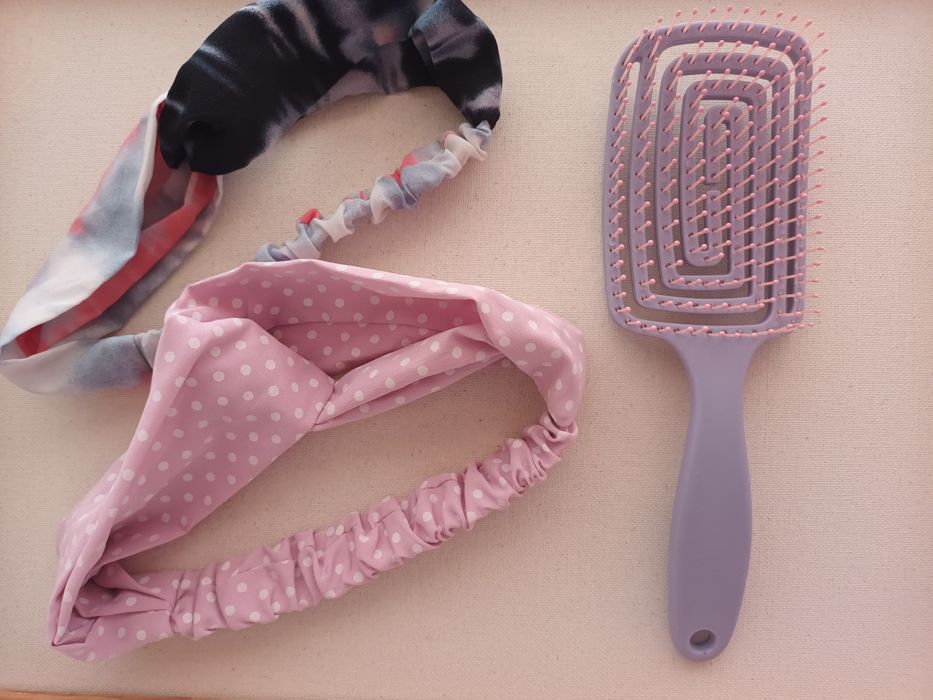 НОВ комплект от четка за коса и 2 ленти за глава, Спиди/лично предаван