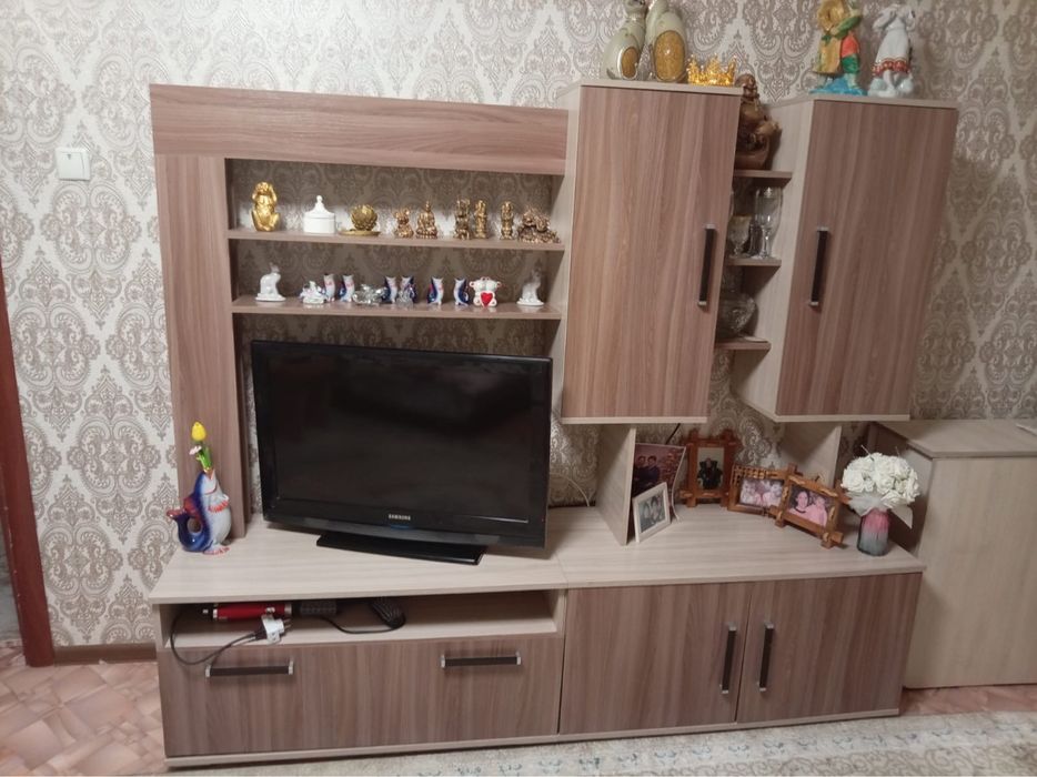 Продам Мебель для гостиной в хорошем состояние.