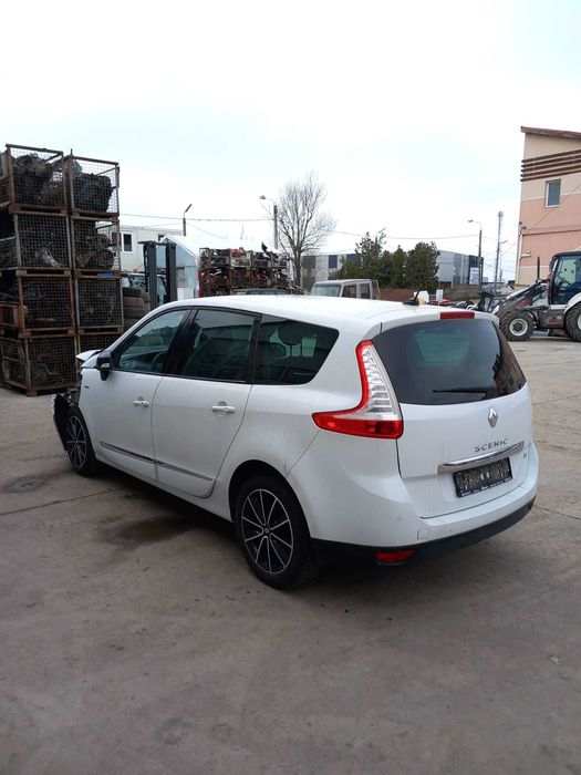 RENAULT MEGANE SCENIC  / AN 2013/  R9M.A4 /Dezmembrez/Dezmembram
