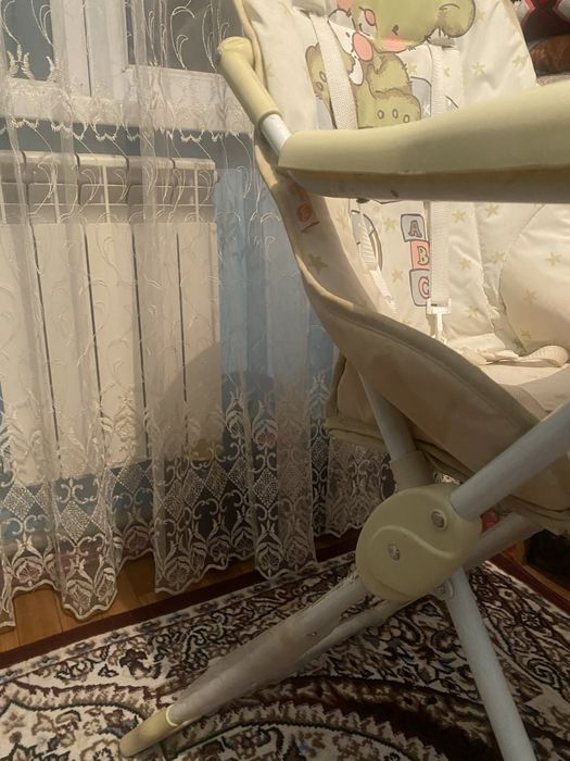 Детский столик+кенгуру
