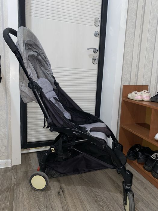 Коляска прогулочная