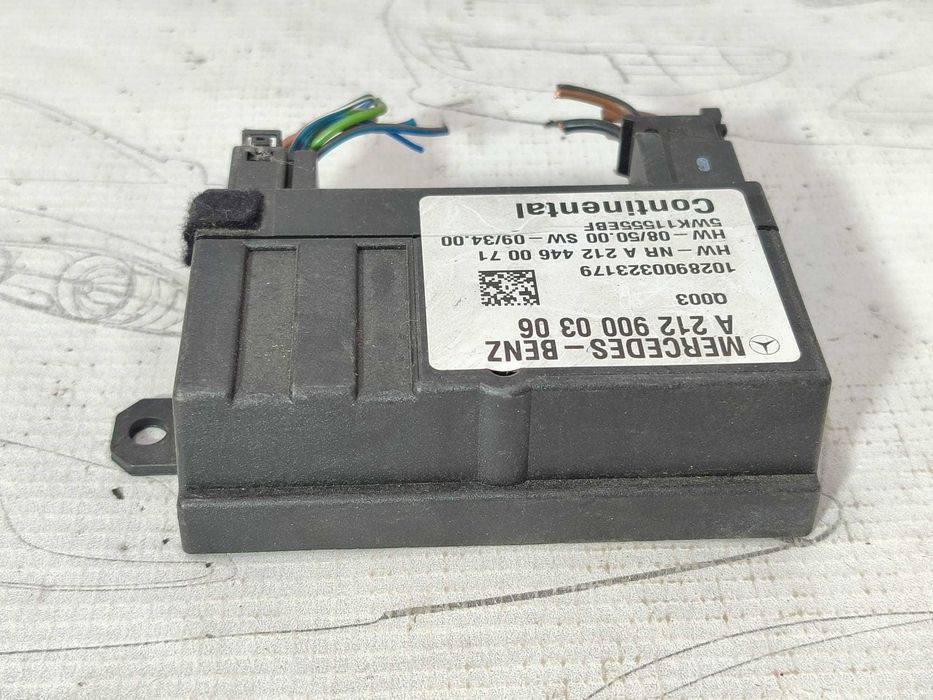 Modul comandă pompă combustibil Mercedes-Benz C W204 COD: A2129000306 2011 / [2007-2014] / (5G3)
