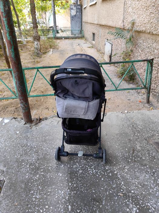 Коляска детская .