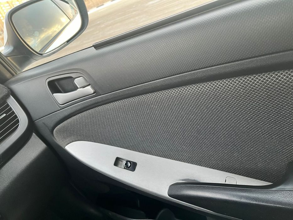 Hyundai accent Срочно Продам