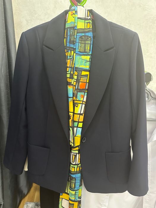 Женский костюм темно синего цвета