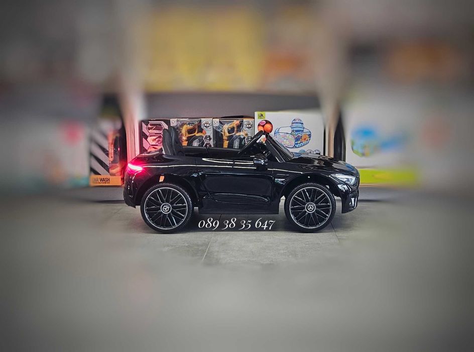 ТОП ЦЕНА!НОВО!Акумулаторна кола Mercedes SL63 AMG с 12V,меки гуми,BT