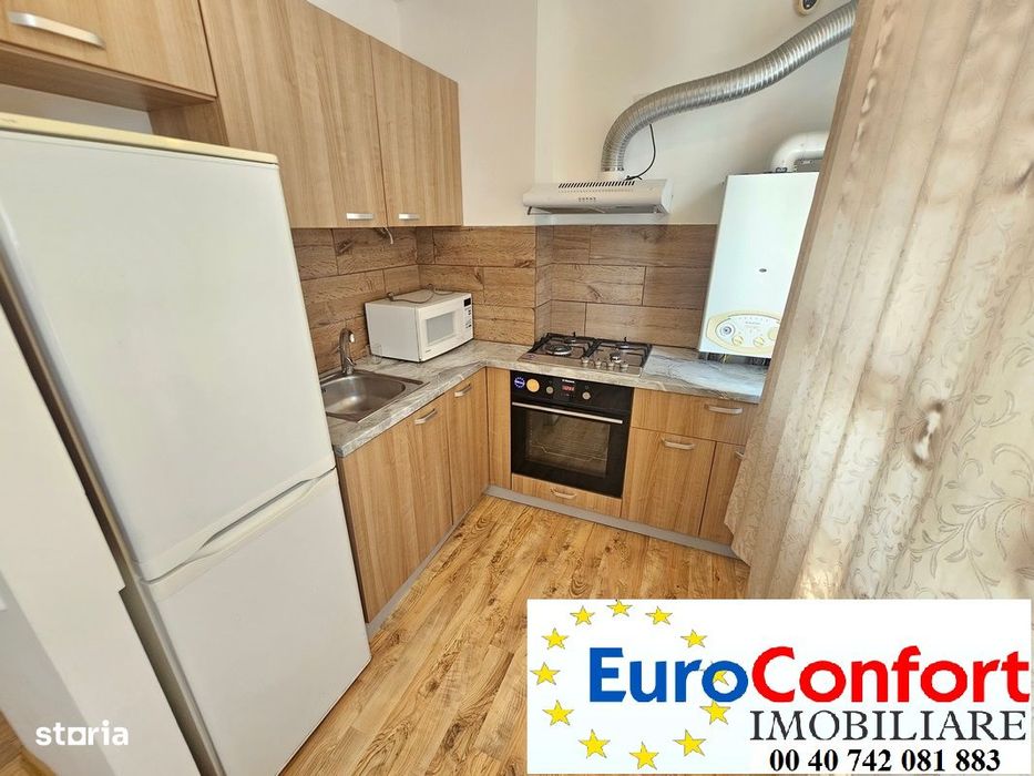 Apartament 2 camere de închiriat în Centru
