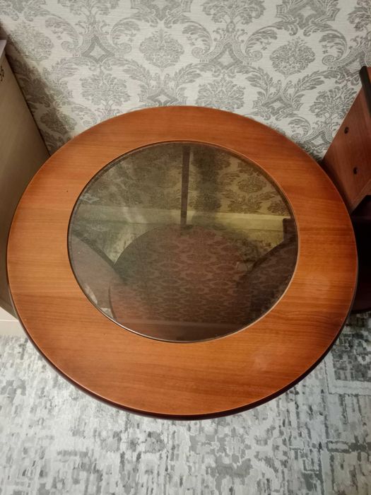 Журнальный столик