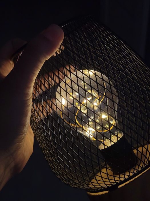 Лампа светильник