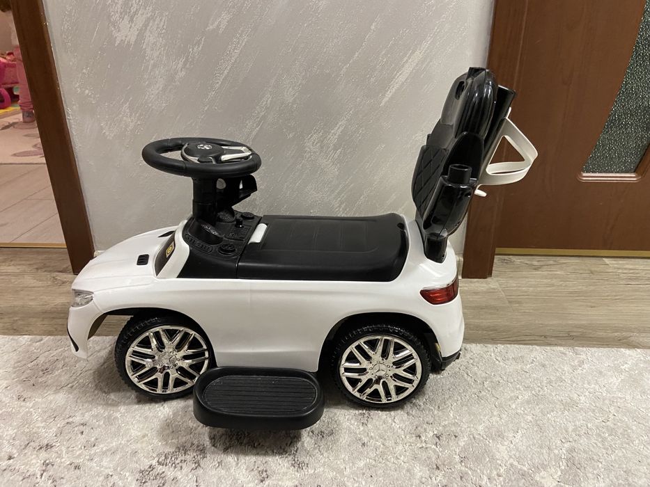 Детска количка за бутане