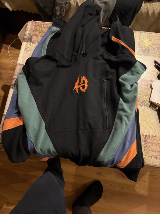 Luda екип като нов