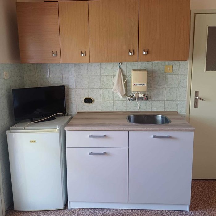 Дава се под наем Четиристаен апартамент в Пловдив, Тракия - 92 кв.м за 750 € - Снимка #16